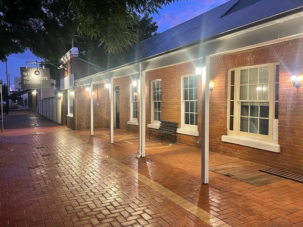 187 Heathcote Apartment Bagian luar foto